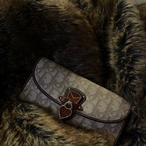 Vintage 90’s Christian Dior Monogram Wallet 🧸🤎